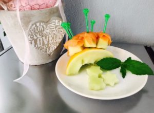 10 kalorienarme Sommersnacks - Melone mit Lachs