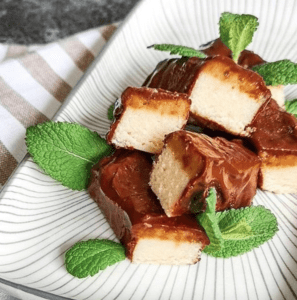 Mit diesen Low Carb Twix macht das Abnehmen Spaß. Denn sie sind nicht nur besonders kalorienarm, sondern machen auch unheimlich satt aufgrund ihres ...