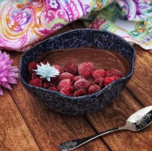 Ein fantastischer Snack gegen Heißhunger: Casein Pudding. Das Rezept findest Du auf www.mybodyartist.de