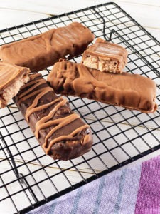 Diese Low Carb Milkyway sind eine tolle Alternative zu dem Original, denn sie schmecken nicht nur fast genauso gut, sondern sind auch mega kalorienarm und zudem sehr eiweißreich. www.mybodyartist.de